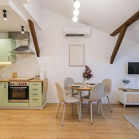 Cozy Loft Under The Wawel Sky Apartment Krakow Luaran gambar