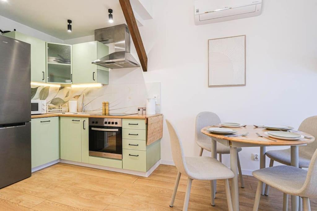 Cozy Loft Under The Wawel Sky Apartment Krakow Luaran gambar