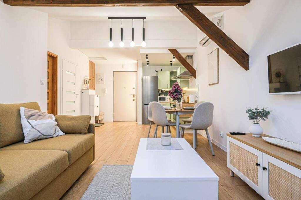 Cozy Loft Under The Wawel Sky Apartment Krakow Luaran gambar